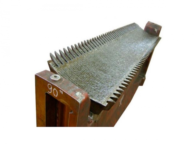 Bagasse with metallization